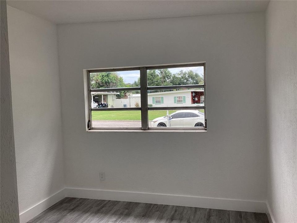 For Sale: $448,000 (3 beds, 2 baths, 1318 Square Feet)