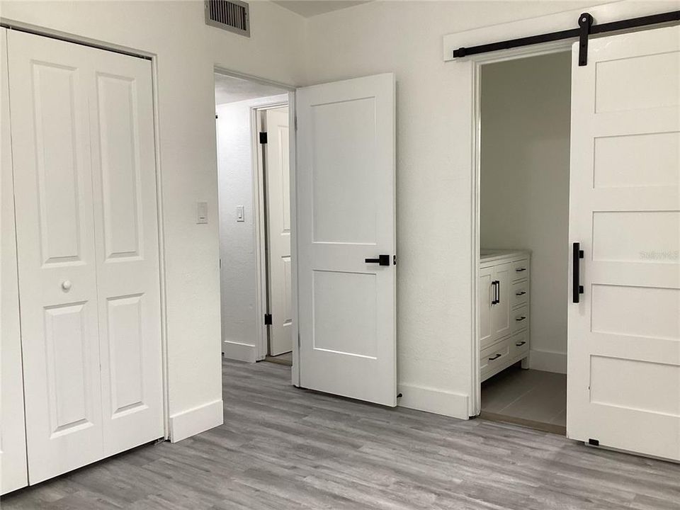 For Sale: $448,000 (3 beds, 2 baths, 1318 Square Feet)
