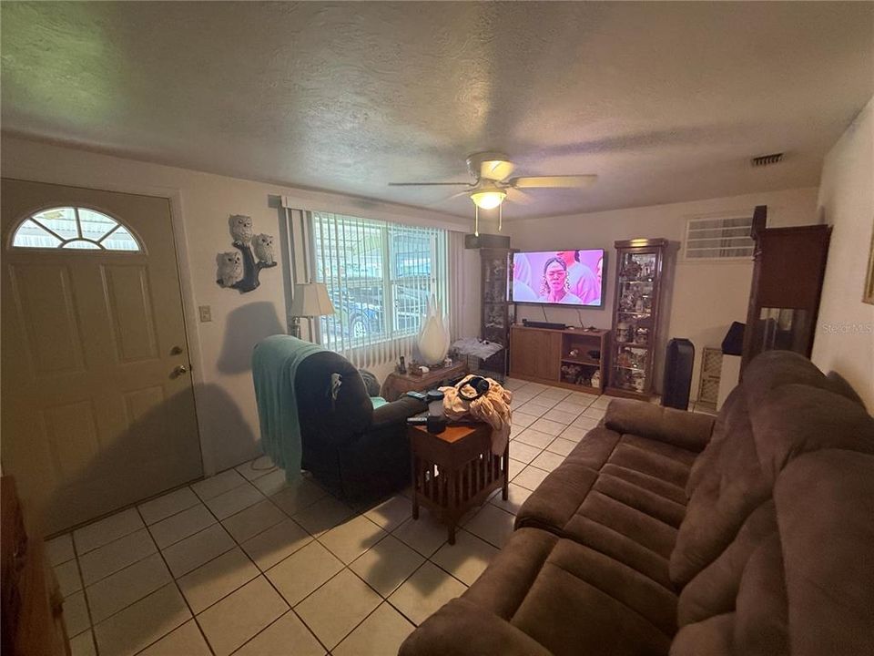 En Venta: $205,000 (2 camas, 1 baños, 968 Pies cuadrados)