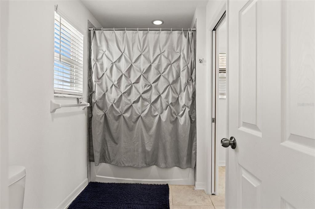 For Sale: $485,000 (4 beds, 2 baths, 2849 Square Feet)