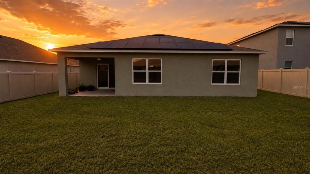 На продажу: $290,000 (4 спален, 2 ванн, 1867 Квадратных фут)