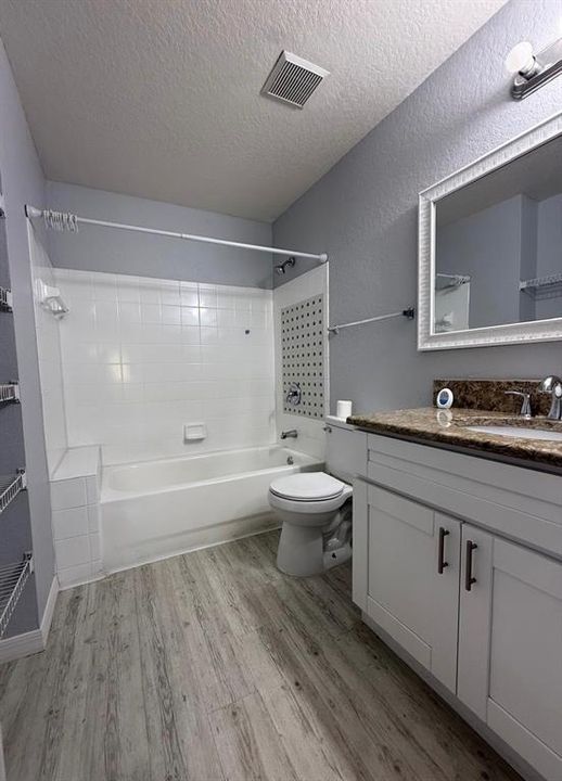 For Rent: $1,650 (2 beds, 2 baths, 1032 Square Feet)
