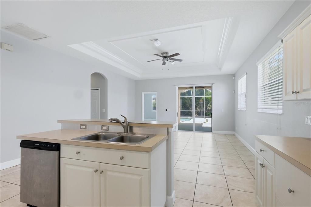 For Sale: $463,500 (3 beds, 2 baths, 1615 Square Feet)