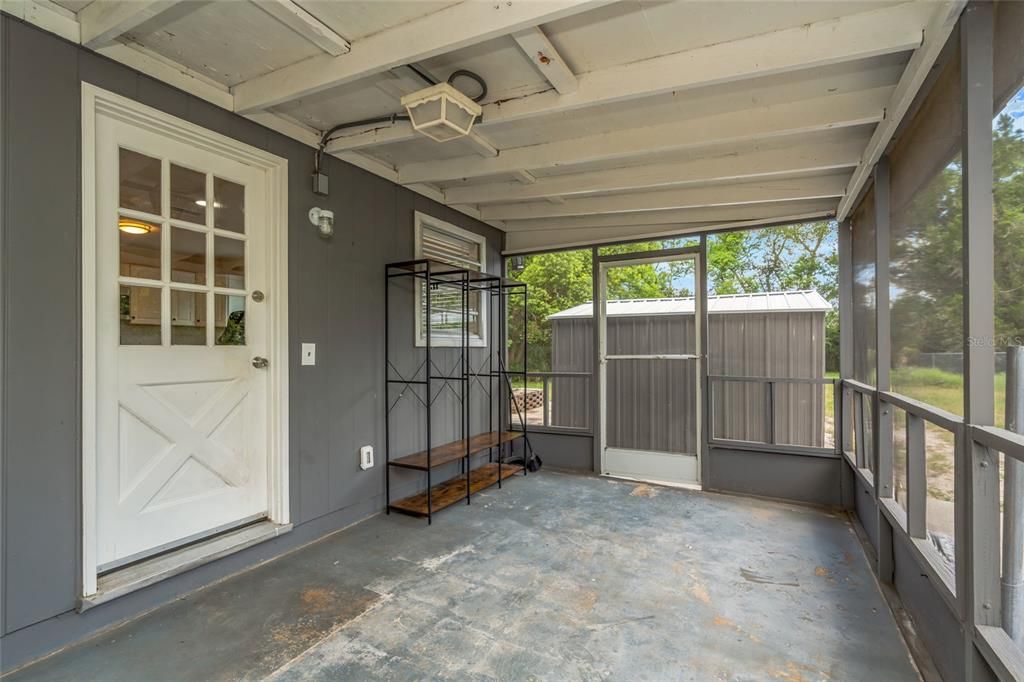 For Sale: $230,000 (2 beds, 2 baths, 1144 Square Feet)
