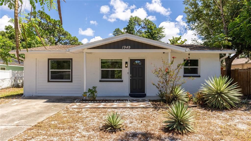 For Sale: $399,000 (4 beds, 3 baths, 1353 Square Feet)