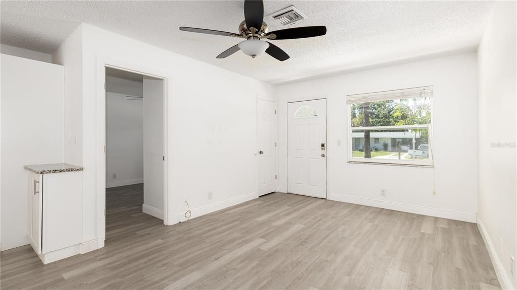 For Sale: $399,000 (4 beds, 3 baths, 1353 Square Feet)