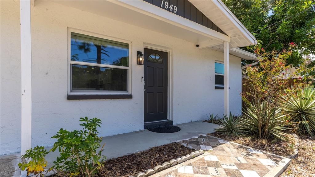 For Sale: $399,000 (4 beds, 3 baths, 1353 Square Feet)