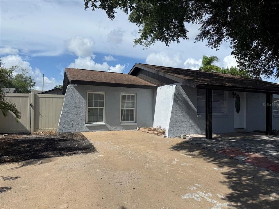 For Sale: $339,000 (3 beds, 2 baths, 1143 Square Feet)