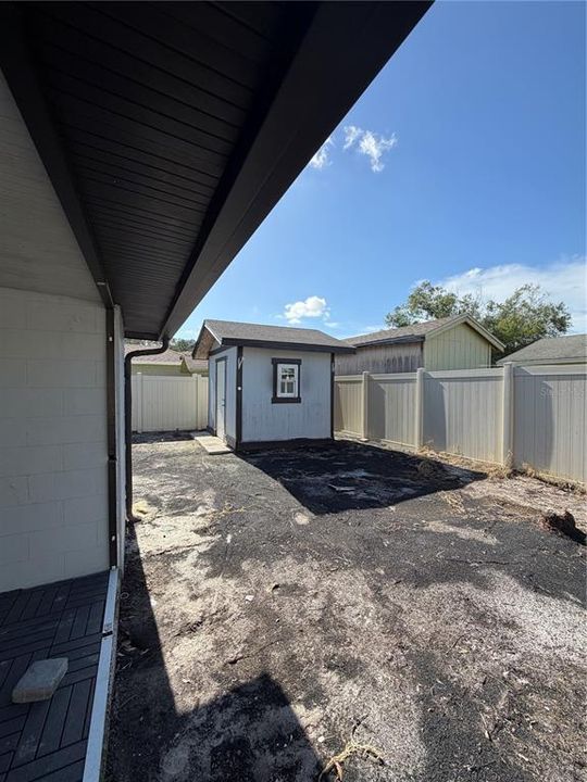 For Sale: $315,900 (3 beds, 2 baths, 1143 Square Feet)