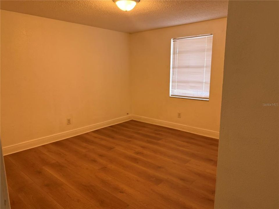 For Sale: $339,000 (3 beds, 2 baths, 1143 Square Feet)