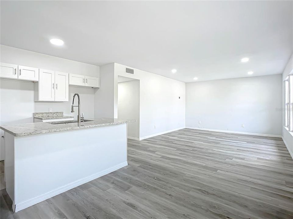 For Rent: $2,250 (4 beds, 2 baths, 1450 Square Feet)