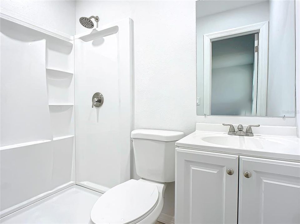 For Rent: $2,250 (4 beds, 2 baths, 1450 Square Feet)