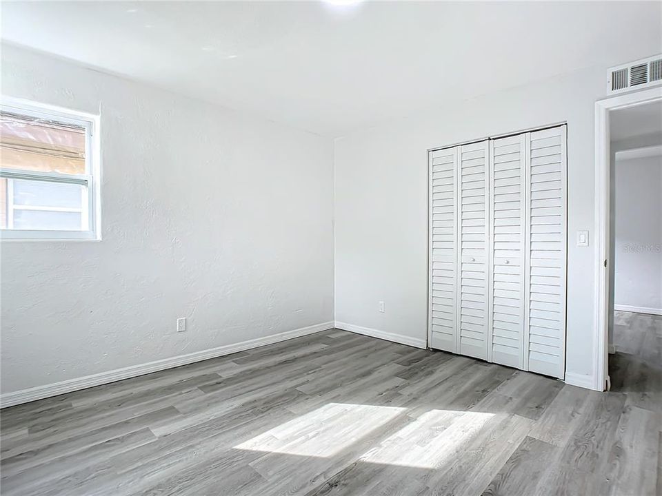 For Rent: $2,250 (4 beds, 2 baths, 1450 Square Feet)