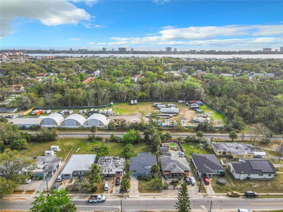 For Rent: $2,250 (4 beds, 2 baths, 1450 Square Feet)
