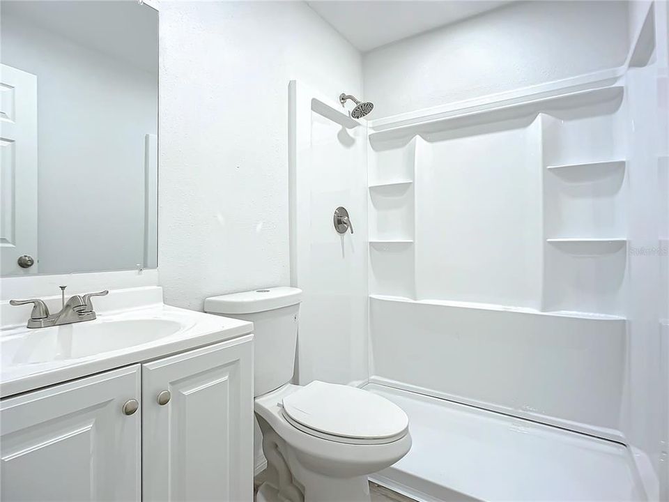 For Rent: $2,250 (4 beds, 2 baths, 1450 Square Feet)