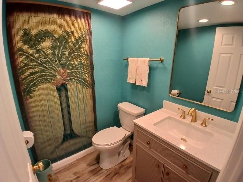 For Rent: $1,675 (1 beds, 1 baths, 860 Square Feet)
