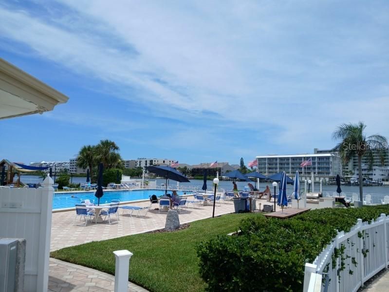 For Rent: $1,675 (1 beds, 1 baths, 860 Square Feet)