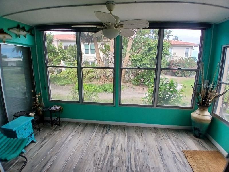 For Rent: $1,675 (1 beds, 1 baths, 860 Square Feet)