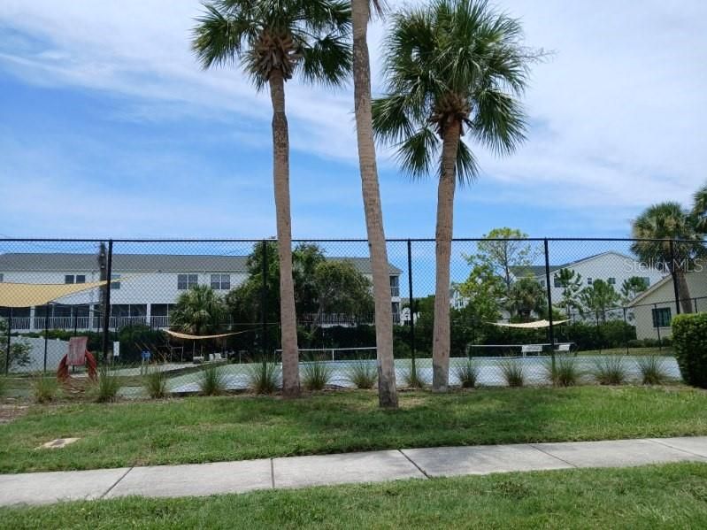 For Rent: $1,675 (1 beds, 1 baths, 860 Square Feet)