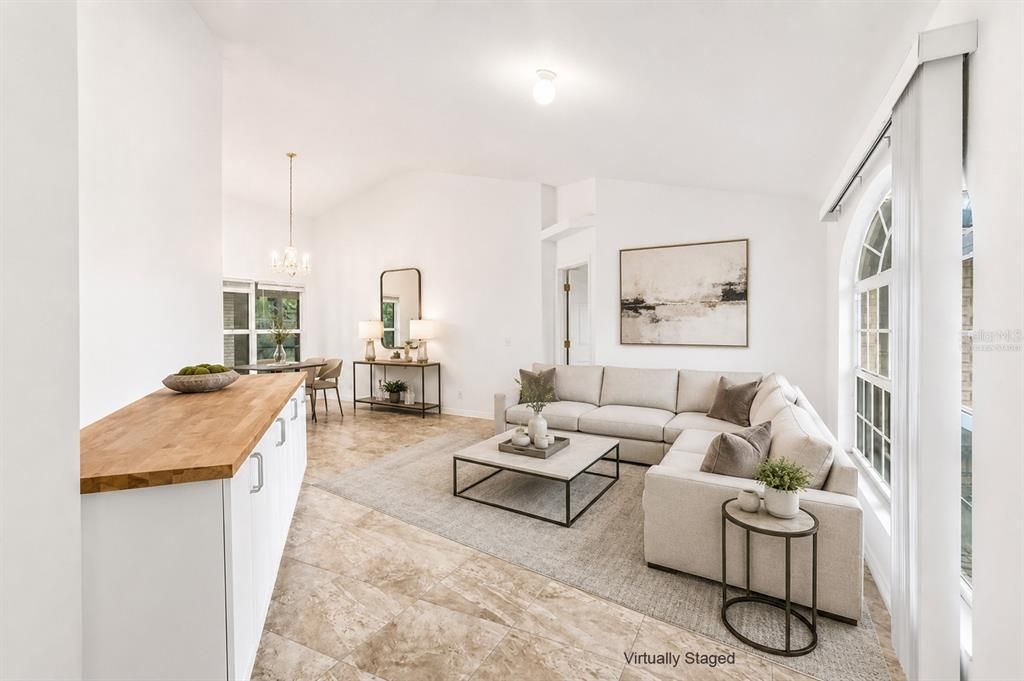 En Venta: $429,900 (4 camas, 3 baños, 2052 Pies cuadrados)