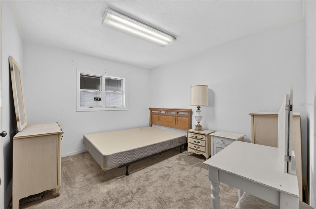 For Sale: $824,000 (5 beds, 3 baths, 4234 Square Feet)