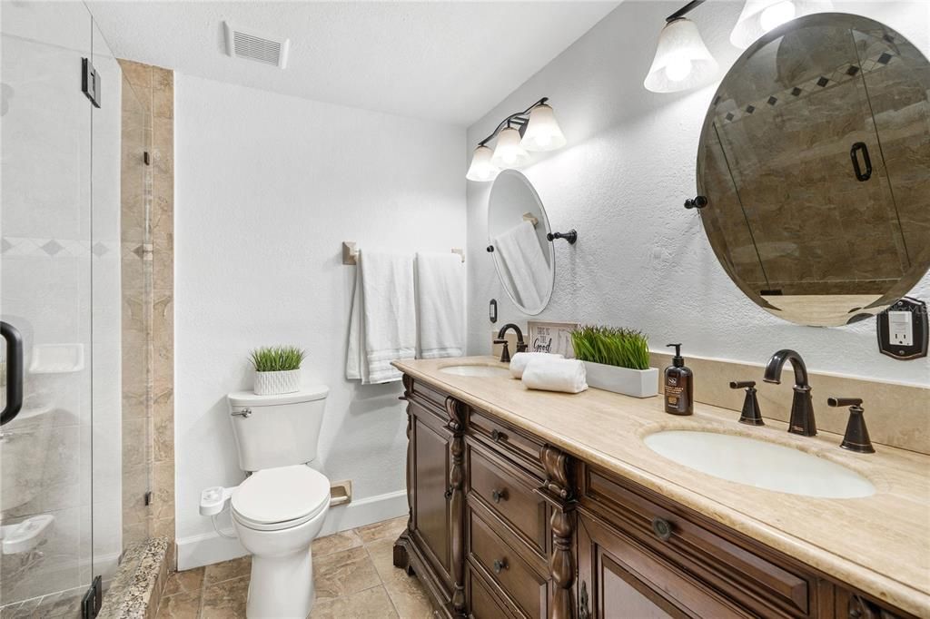 For Sale: $515,000 (4 beds, 2 baths, 1670 Square Feet)