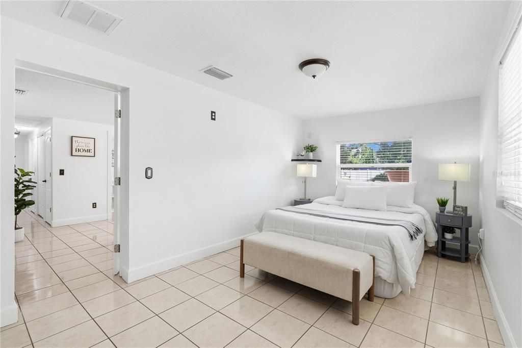 For Sale: $515,000 (4 beds, 2 baths, 1670 Square Feet)