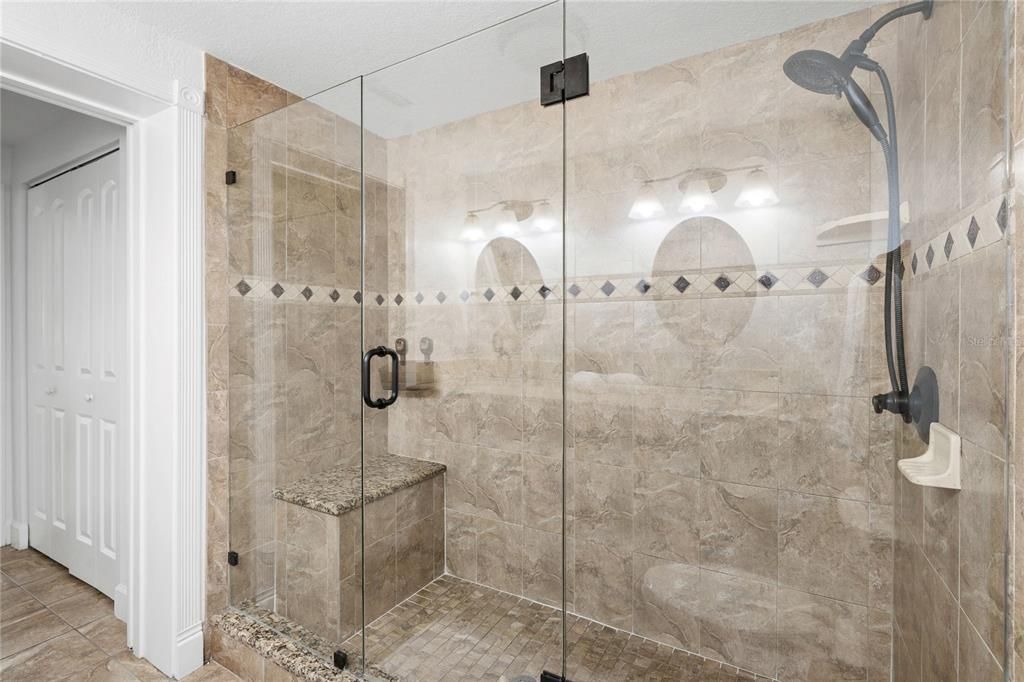 For Sale: $515,000 (4 beds, 2 baths, 1670 Square Feet)