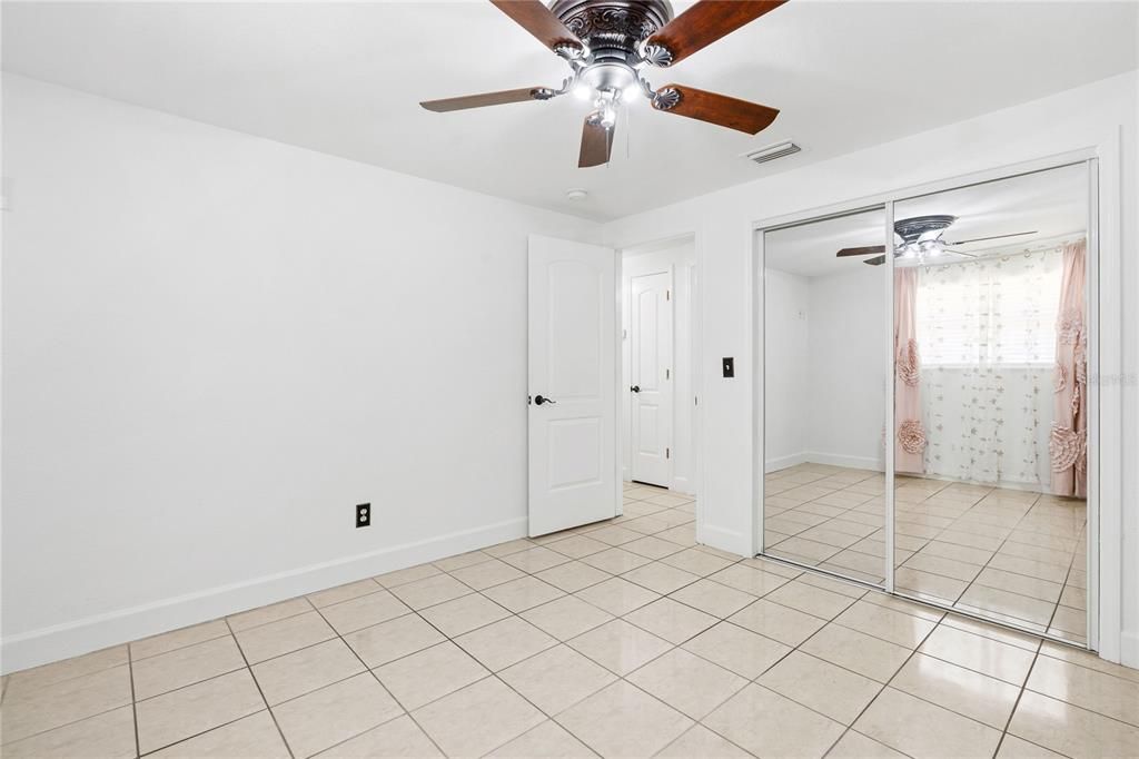 For Sale: $515,000 (4 beds, 2 baths, 1670 Square Feet)