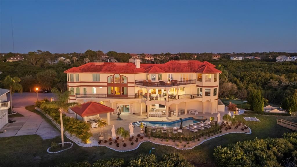 En Venta: $5,100,000 (6 camas, 5 baños, 6595 Pies cuadrados)
