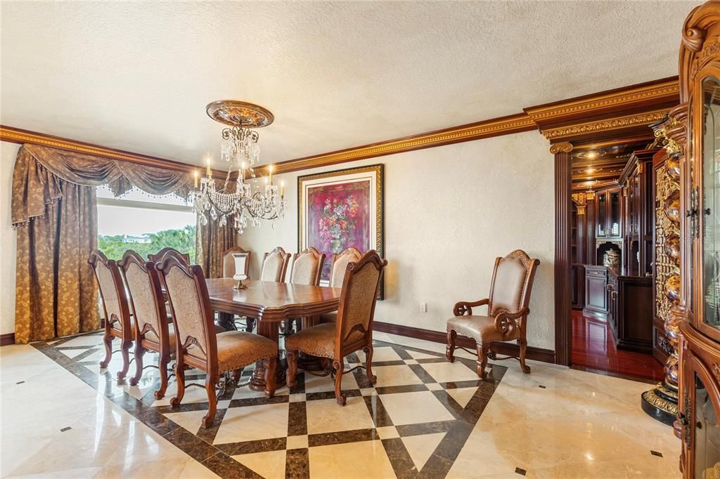En Venta: $5,100,000 (6 camas, 5 baños, 6595 Pies cuadrados)
