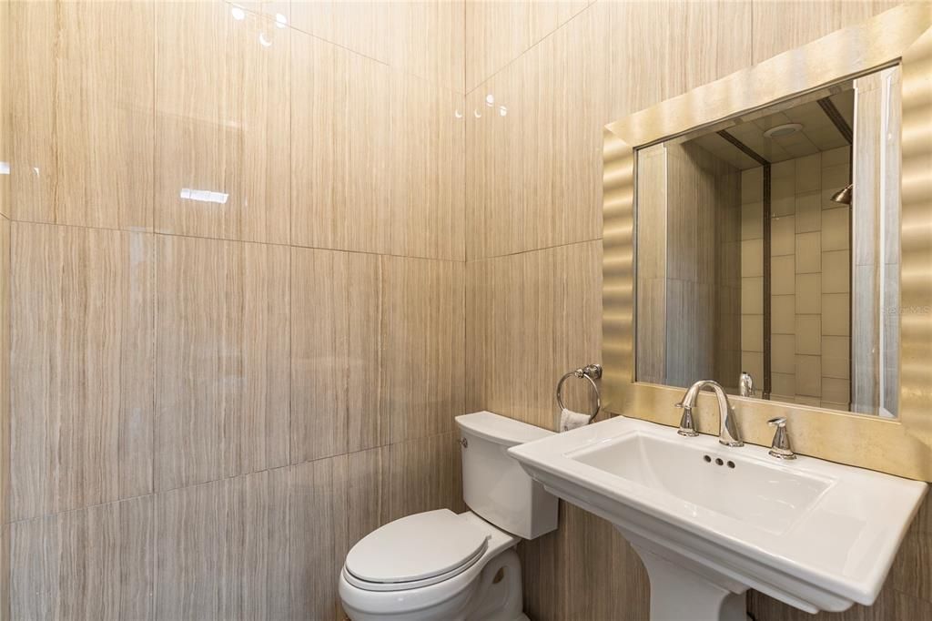 En Venta: $5,100,000 (6 camas, 5 baños, 6595 Pies cuadrados)