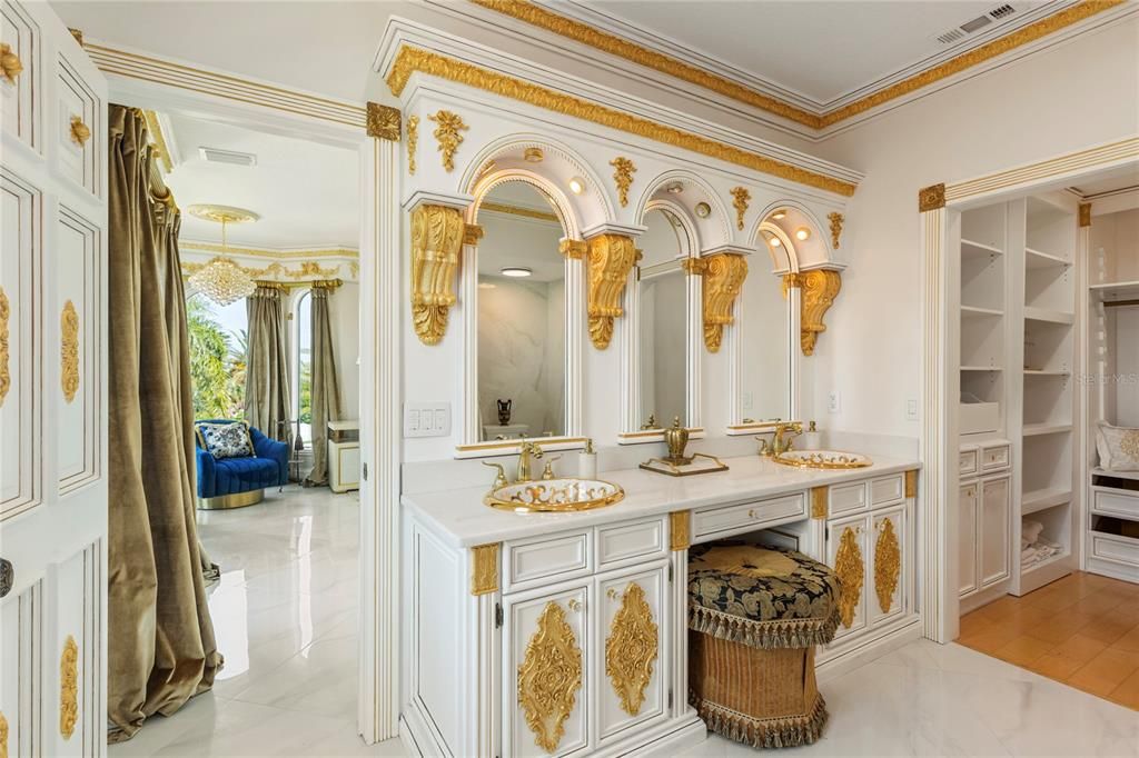 En Venta: $5,100,000 (6 camas, 5 baños, 6595 Pies cuadrados)