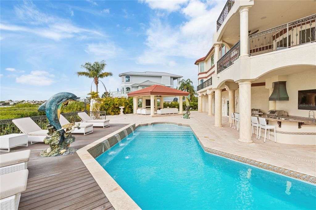 En Venta: $5,100,000 (6 camas, 5 baños, 6595 Pies cuadrados)