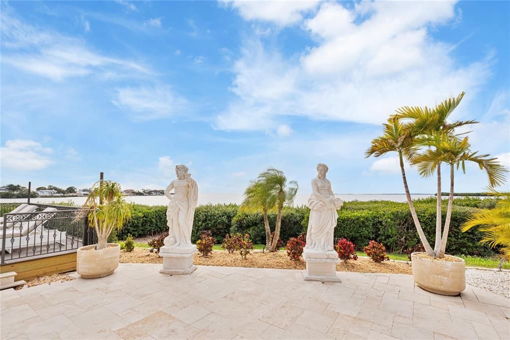 En Venta: $5,100,000 (6 camas, 5 baños, 6595 Pies cuadrados)