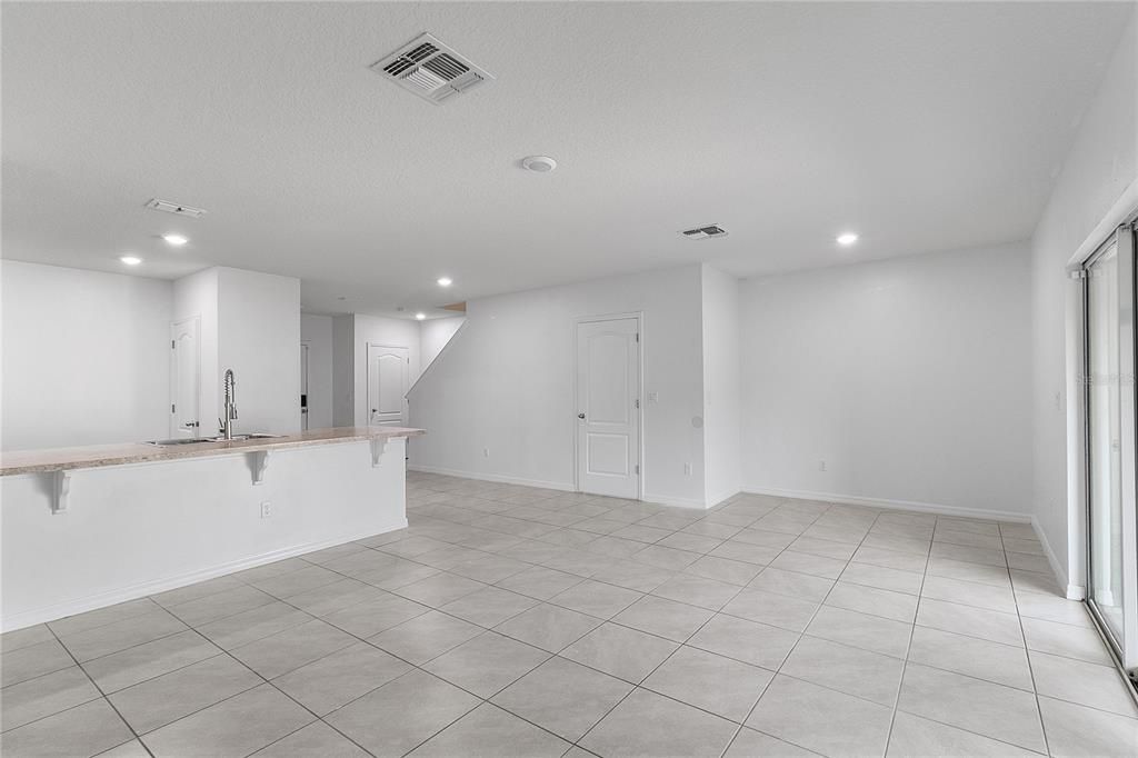 For Sale: $297,000 (3 beds, 2 baths, 1530 Square Feet)