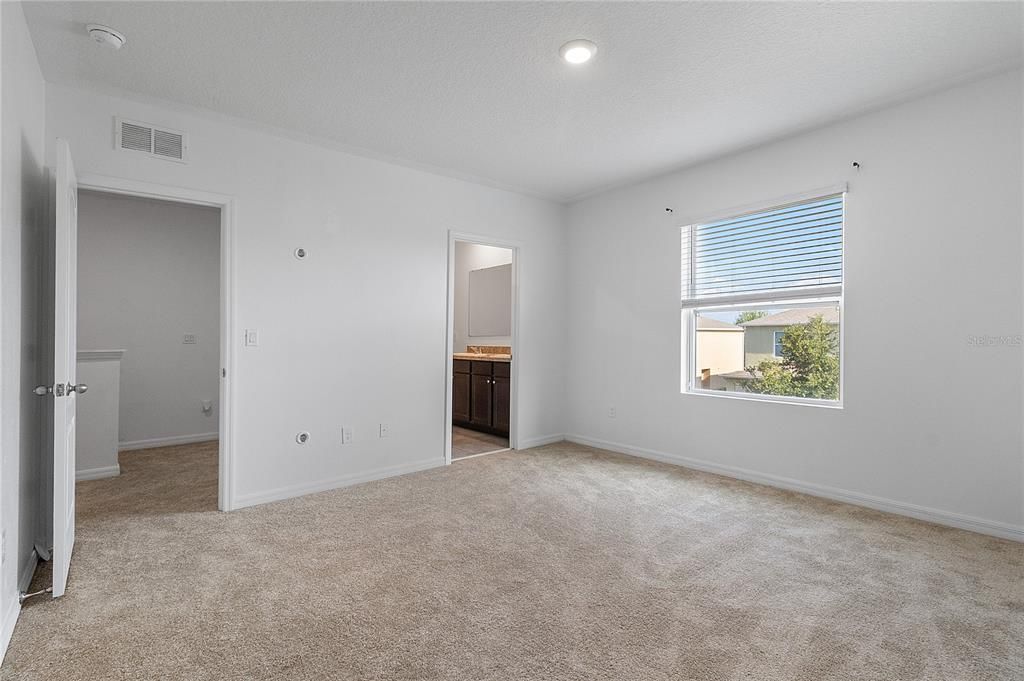 For Sale: $297,000 (3 beds, 2 baths, 1530 Square Feet)