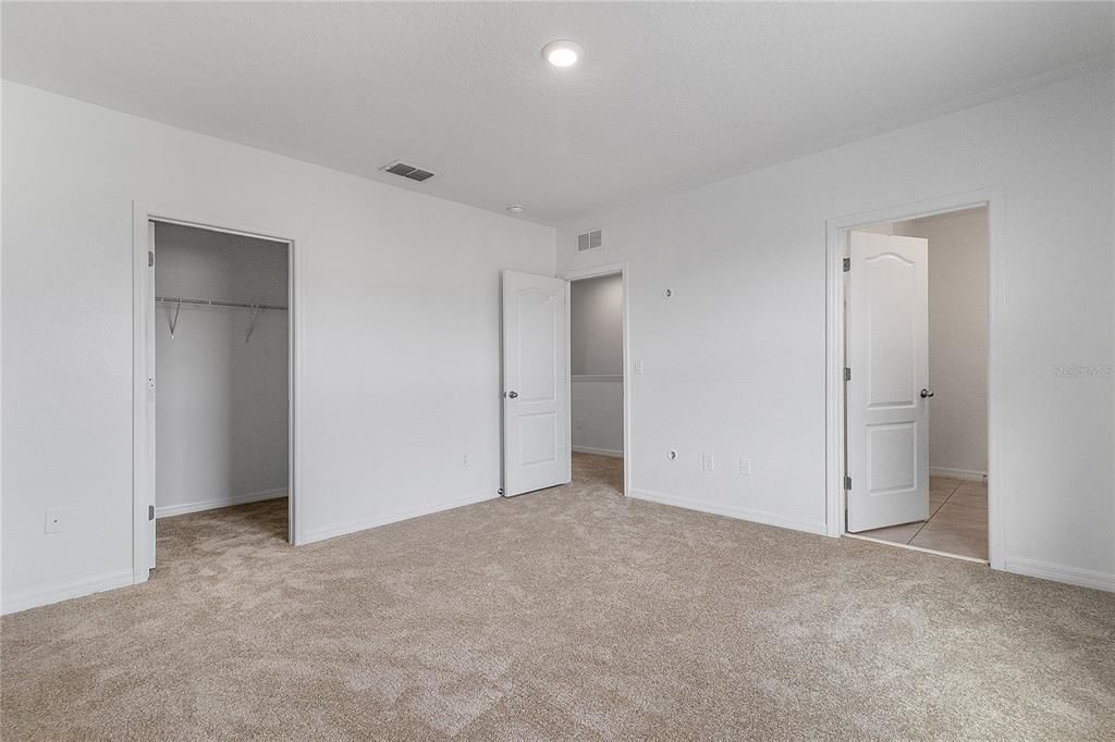For Sale: $297,000 (3 beds, 2 baths, 1530 Square Feet)