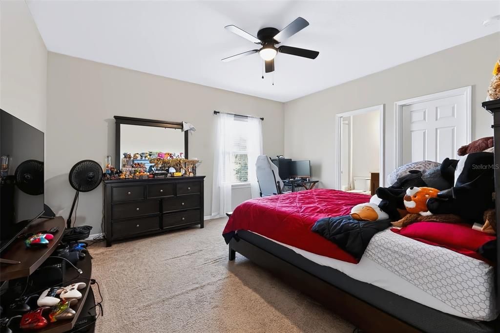For Sale: $674,900 (4 beds, 3 baths, 3378 Square Feet)