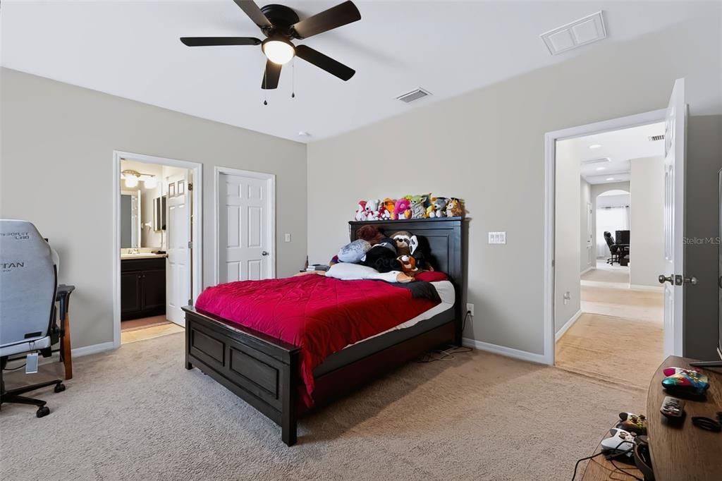 For Sale: $674,900 (4 beds, 3 baths, 3378 Square Feet)