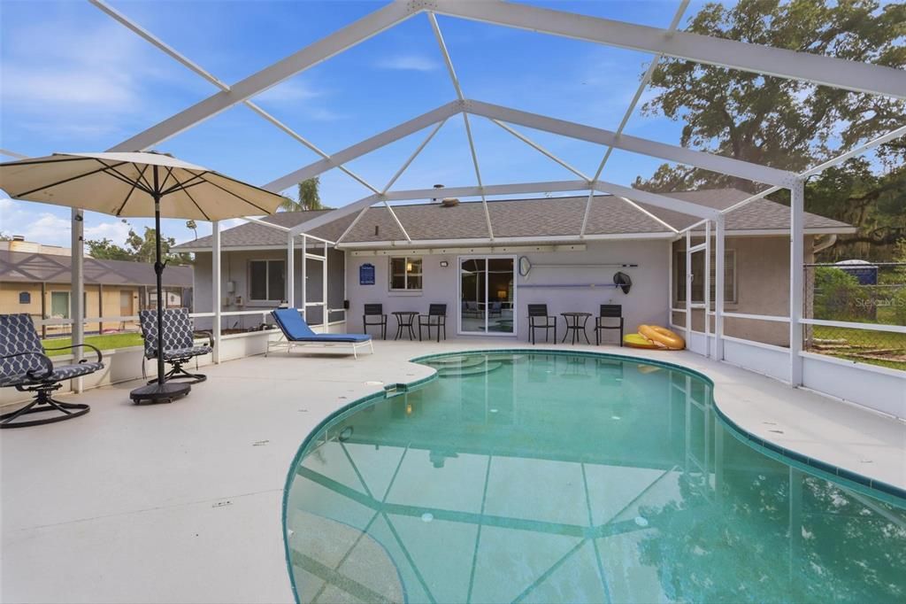 For Sale: $360,000 (3 beds, 2 baths, 1380 Square Feet)