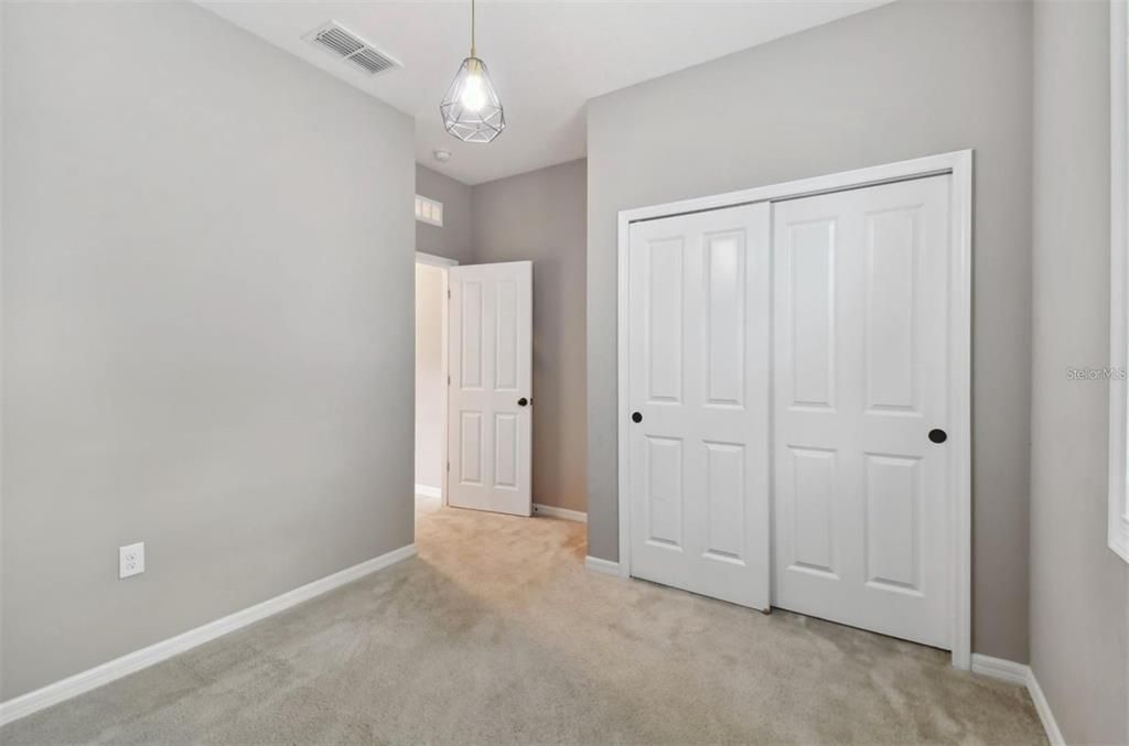 For Rent: $2,900 (4 beds, 2 baths, 1978 Square Feet)