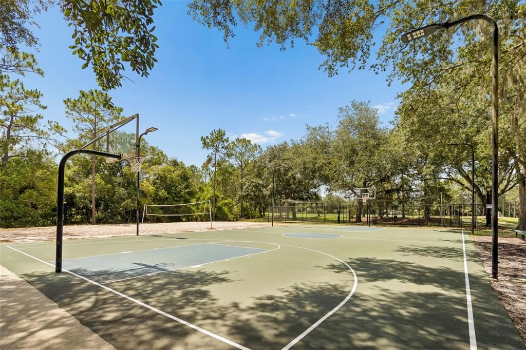 For Sale: $529,000 (4 beds, 2 baths, 2299 Square Feet)