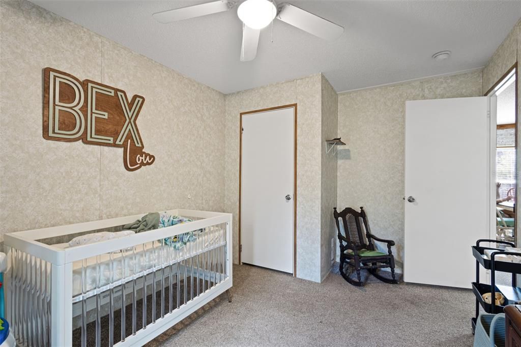 For Sale: $244,900 (4 beds, 2 baths, 1560 Square Feet)