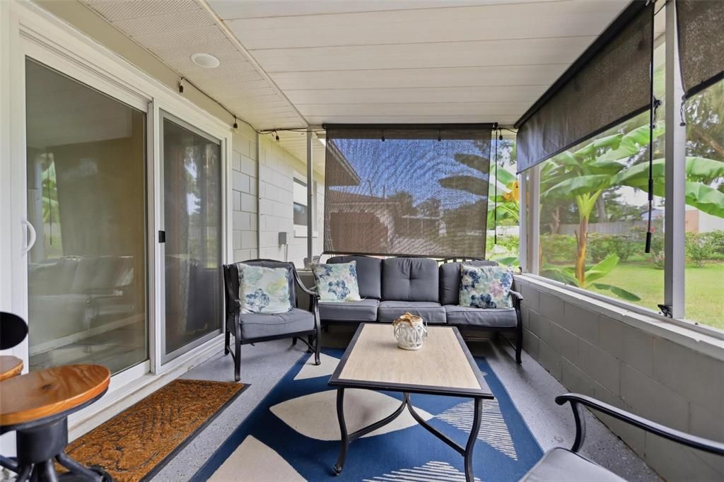 For Sale: $365,000 (3 beds, 2 baths, 1606 Square Feet)