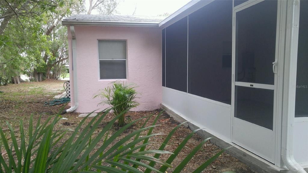 For Rent: $1,500 (1 beds, 1 baths, 504 Square Feet)