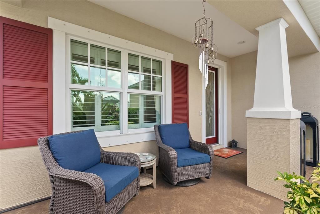 For Sale: $775,000 (4 beds, 2 baths, 2600 Square Feet)