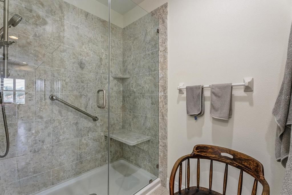 For Sale: $775,000 (4 beds, 2 baths, 2600 Square Feet)