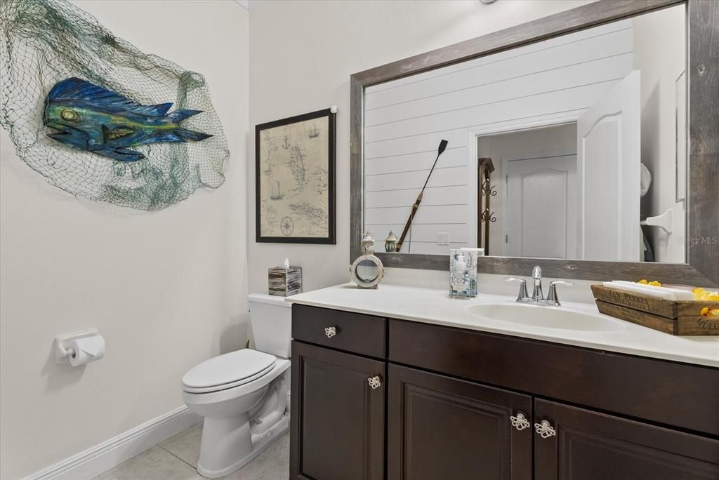 For Sale: $775,000 (4 beds, 2 baths, 2600 Square Feet)