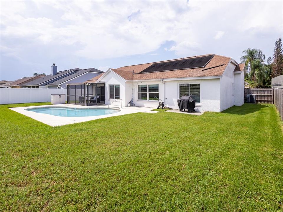 For Sale: $475,000 (4 beds, 2 baths, 1979 Square Feet)
